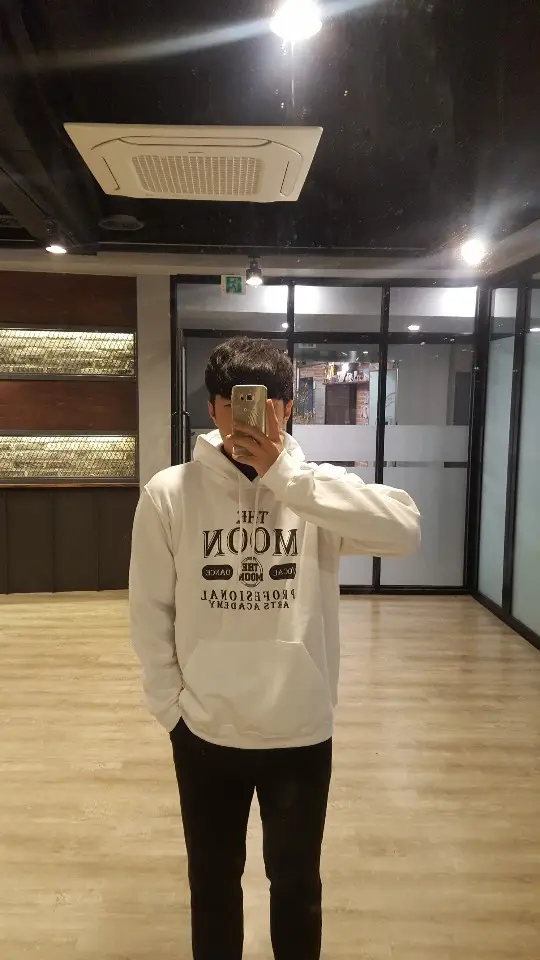 길단 88500 베이직 기모 후드  제작 후기 프린팅이 좀 작게 나온것 빼고 전반적으로 괜찮습니다.- 마플 리얼 후기