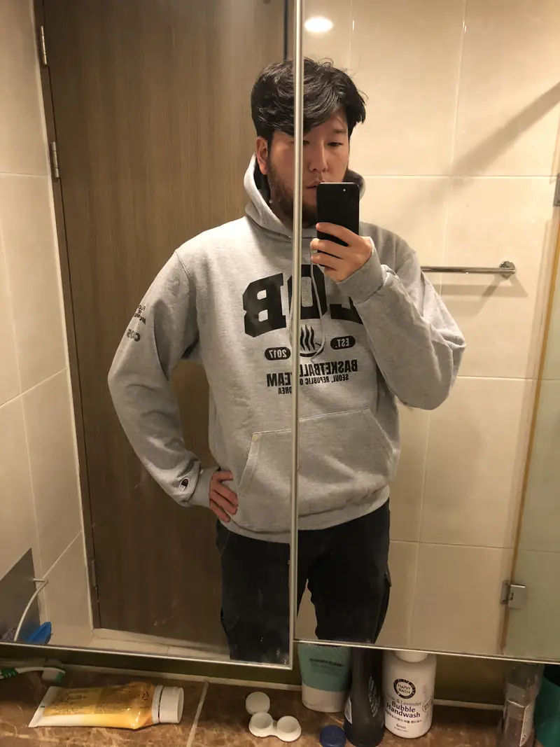 챔피온 스트릿 기모 후드  제작 후기 105사이즈 굳입니다
인쇄도 깔끔하게 잘 나와서 좋아용- 마플 리얼 후기
