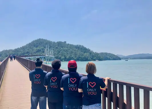 스판텍스 PK 티셔츠(남녀공용) XL 구매 제작 후기 시원한 천에 넘 이뿌게 잘 나와서요
다들 만족합니다 - 마플 리얼 후기 