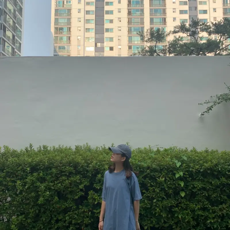 컴포트 컬러즈 1717 티셔츠 L / M 구매 제작 후기 목 뒤라서 프린팅은 잘 안보이지만 아주 잘 나왔어요 !! 무엇보다 질이 너무 좋습니당. 여러 번 빨았는데도 괜찮았어요 ㅎㅎ - 마플 리얼 후기