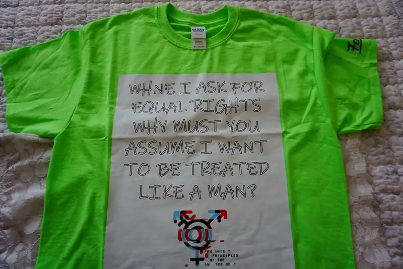 Gildan ネオンTシャツ M 購入 제작 후기 自分で作ったイメージがTシャツで出てくるので不思議で本当にいいです。
製作したまま商品が出てきて、
実は実物がそれ以上に満足しています。
夏の間楽によく着て通うと思います。- 마플 리얼 후기