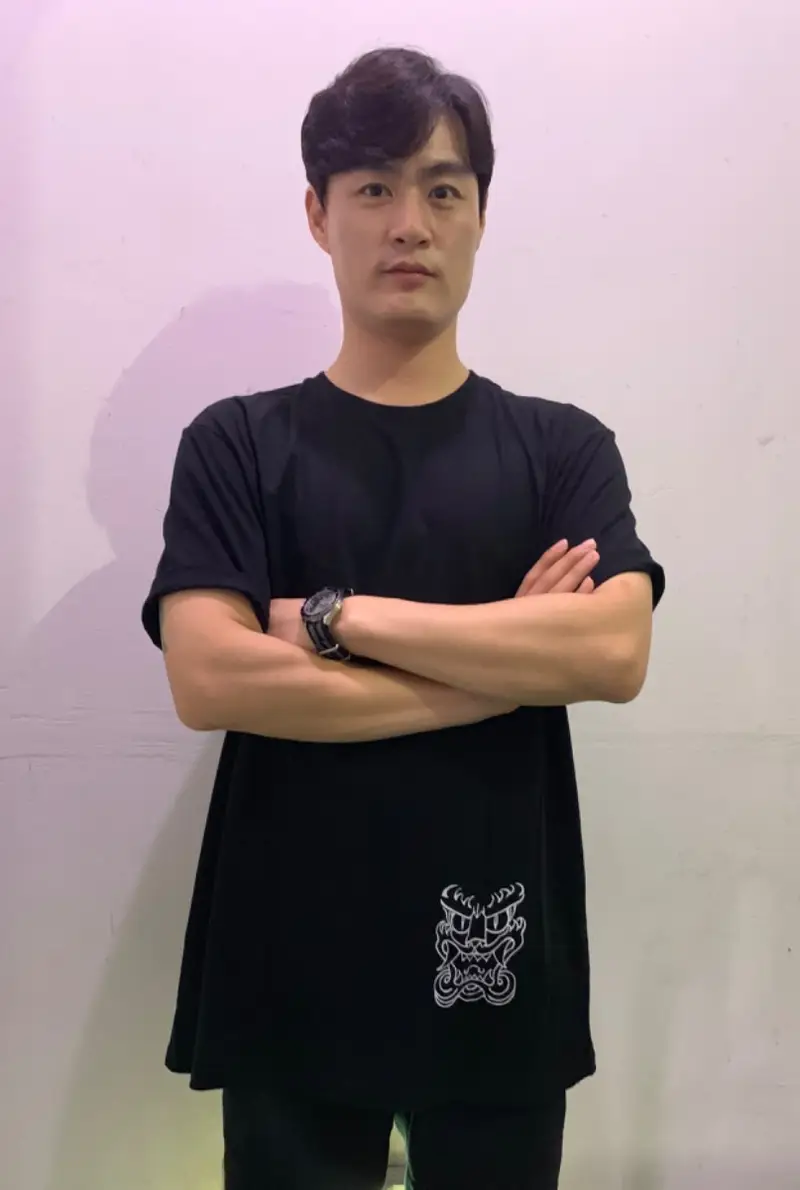 Fill It Signature Round Short Sleeve T-Shirt (Big Size) Purchased 3XL 제작 후기 I like it~^^
I think I’ll order it often!!- 마플 리얼 후기