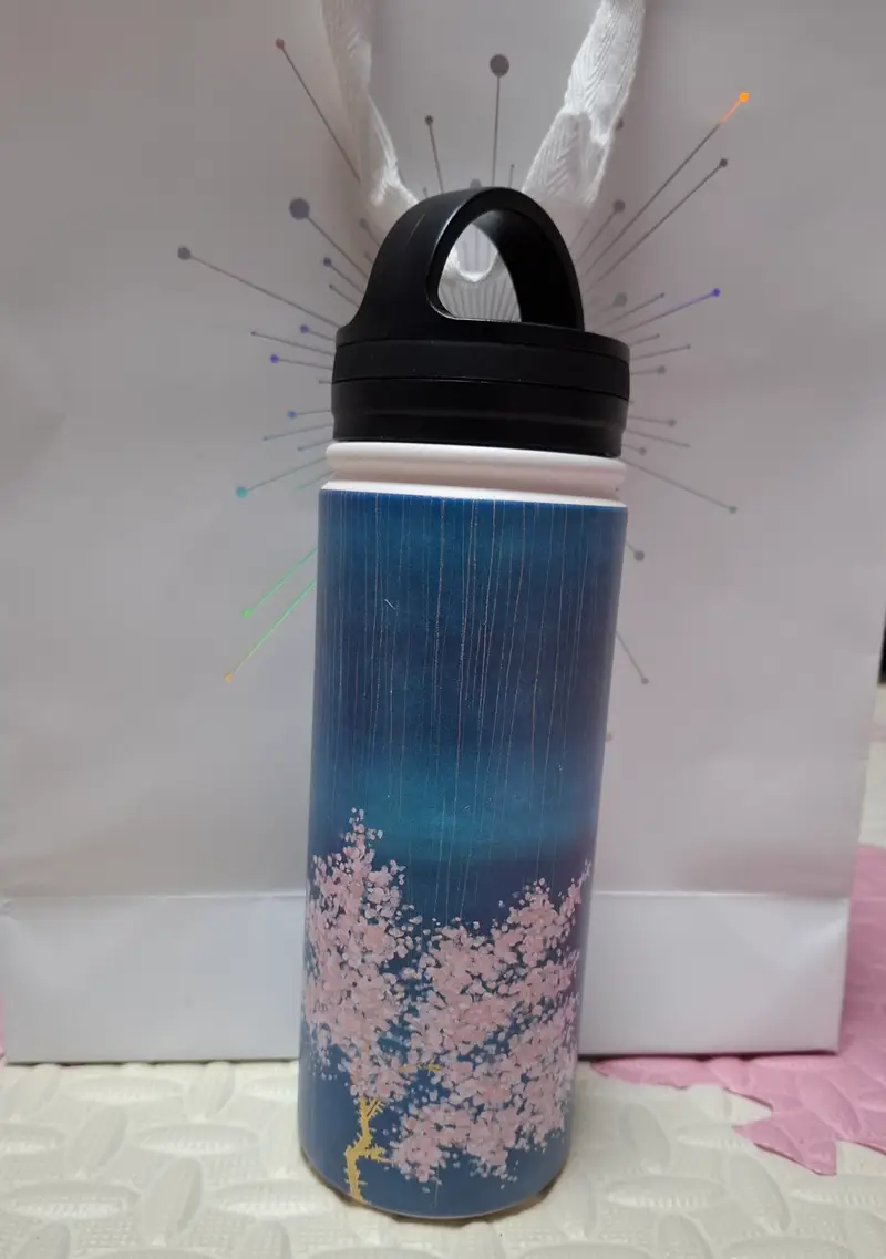 아웃도어 스테인리스 보틀 18oz (핸들 타입) 530ml 구매 제작 후기 빠르고 예쁘게 완성 되어 좋으네요.- 마플 리얼 후기