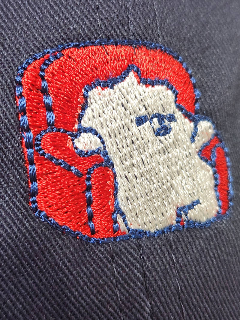 Short Brim Casual Ball Cap Purchased One 제작 후기 저는 약 9만원 어치의 모자를 자수 서비스 포함하여 제작 하였는데요.
저는 9만원을 바닥에 버렸네요.

퀄리티 낮은 수준이 아니라, 이건 연습하다 만 것을 보내주신듯한 제작으로,
자수에 대해서 전문가도 아니고, 이게 이렇게 나올 것이면 제작 불가라고 안내를 해주셨어야죠.

다 채워지지도 않고, 실이 다 밖으로 뛰쳐 나가있고..
우리의 방식에 대해서 설명해줫으니, 너의 잘못이다.
이렇게 얘기 하시면..제작에 대해서 무지한 고객들은 만들어서 실패를 해보고 나서야..
아 이렇게 하면 안되는구나를 알겠네요.- 마플 리얼 후기
