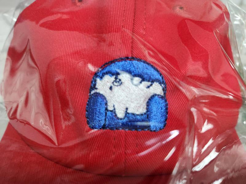 Basic Adjustable Cap Purchased 4.7 x 2.8 inch 제작 후기 I'm confused.. I made it by adding embroidery fee.. 
I can't use this anywhere... 
It's not something I made in the middle of making.. It's not even a first draft.. 
Is this quality good enough to be covered up by saying in advance that the picture is small and may be blurred?- 마플 리얼 후기