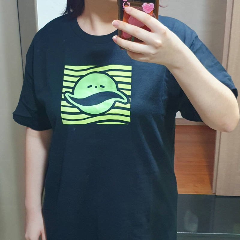 길단 2000 오리지널 티셔츠 L 구매 제작 후기 학과 과제 때문에 빠른 배송 부탁드린다고 요청사항에 적었는데 배송 빠르게 해주시고 너무 친절하셔서 좋았어요!
티셔츠 재질도 좋고 잘 산 것 같아요!!
만족합니다!- 마플 리얼 후기