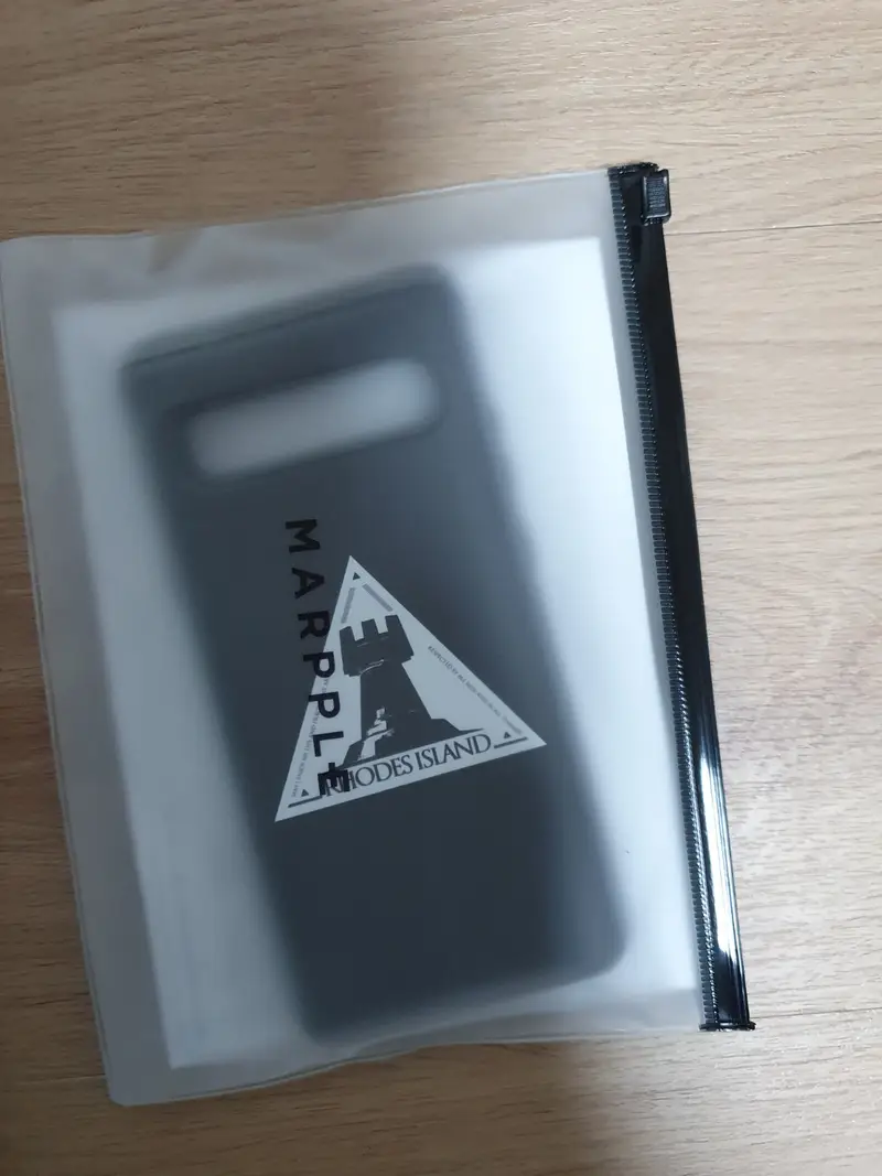 갤럭시 S10 5G 범퍼슬라이드케이스 (무광) 갤럭시 S10 5G 구매 제작 후기 진짜 제 생각 외로 너무 이쁘게 찍히고 포장도 너무 잘해주셔서 만족합니다. 이건 뭐 무슨말을 해야할지 모를정도로요 매우 만족! ㅋㅋㅋㅋ- 마플 리얼 후기