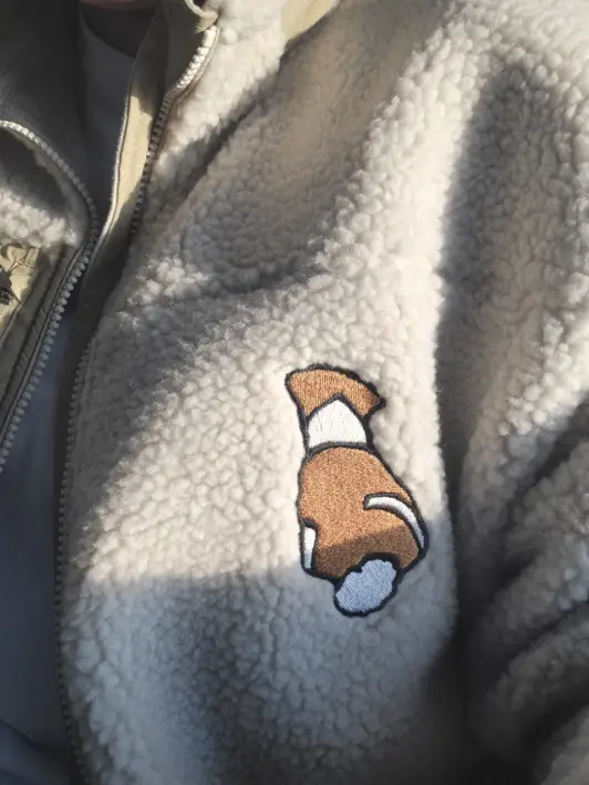 ランダースヘビーフリースジャケット 4XL(115) 購入 제작 후기 ㅠㅠㅠㅠㅠㅠㅠㅠㅠㅠㅠㅠㅠㅠ
こんなに良いクオリティでダンダン別に去った私たちの子犬を私が直接描いた絵が刺繍で生まれてきれいな服でこんなに！
本物のマープルありがとうございました今回のフリース製作はダニが去った後で心がすごく晴れていますが服を受けてからとても履きますｗｗｗｗｗｗｗ
ありがとうございます！次に他の服でまた製作に来ます！ - 마플 리얼 후기 
