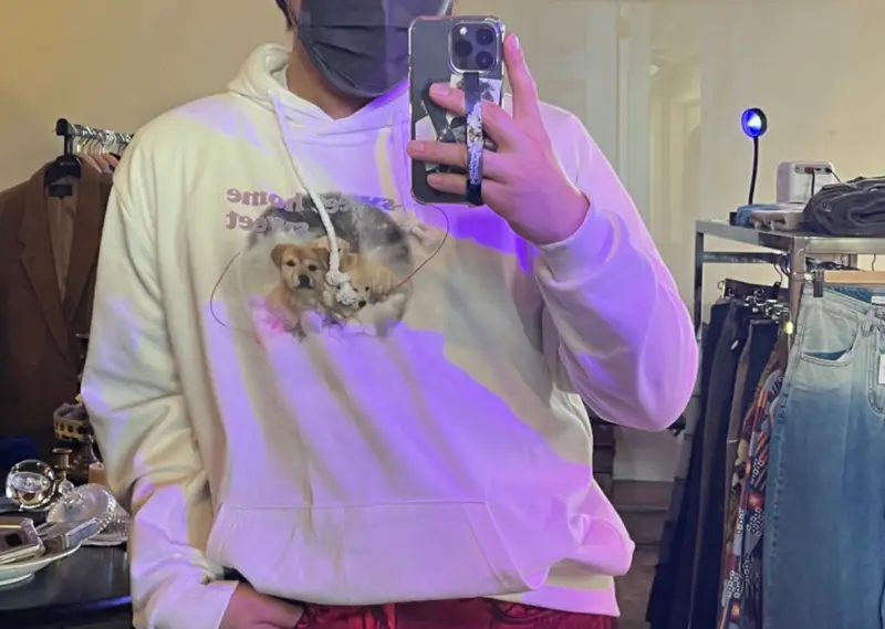 특양면 베이직 후드(남녀공용) 2XL(105) 구매 제작 후기 마음에 들어요! 프린트 퀄리티도 좋은데 의외로 핏이 작아요! 생각 했던 것 보다 크게 사야 오버핏이 나올 것 같아요- 마플 리얼 후기