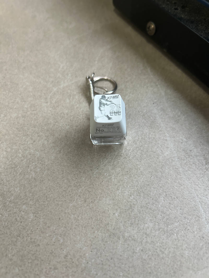 LED 키캡 키링 화이트 (1구) 1.8 x 1.8 x 1.1 cm 구매 제작 후기 너무너무너무너무너뭉 좋아요!!- 마플 리얼 후기