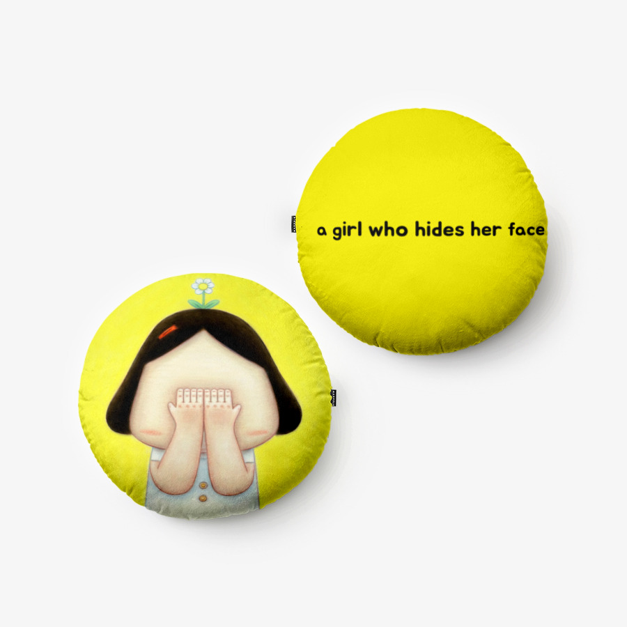a girl who hides her face, MARPPLESHOP GOODS