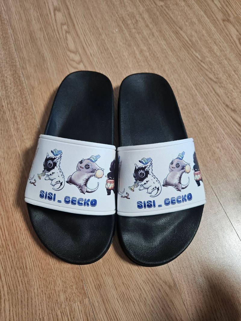 Slippers (Black) Purchased M6 / W8 제작 후기 It's pretty. I'll wear it well.- 마플 리얼 후기