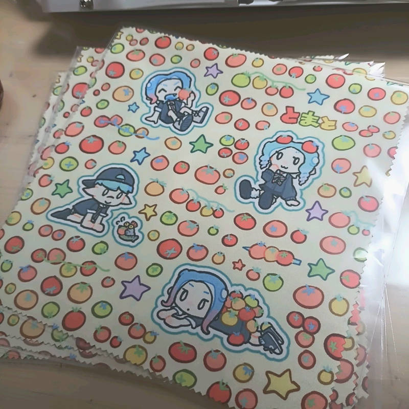 멀티 클리너 18 x 18 cm 구매 제작 후기 너무 귀엽게 잘 나왔네요ㅎㅎ 
제가 파일을 잘못 배치해서.. ㅜㅜ 생각과 다르게 뽑힐 뻔했는데 확인차 연락 주시고 새 파일도 기다려주셔서 덕분에 잘 뽑았습니다 감사합니다!! ㅜㅜ- 마플 리얼 후기