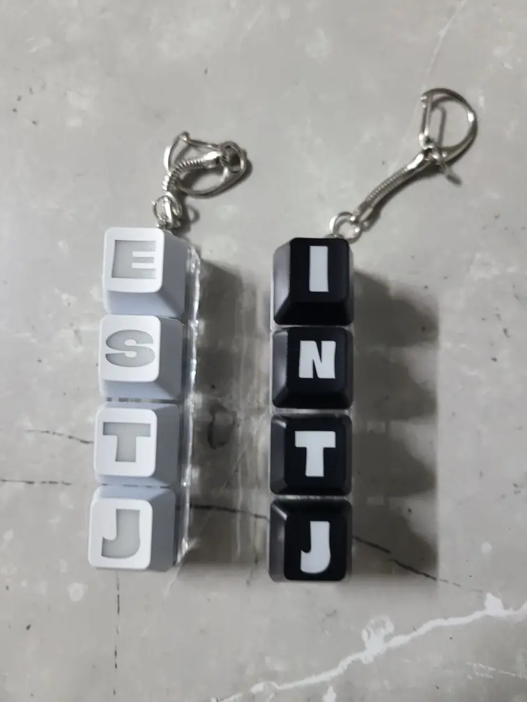 LED Keycap Keyring White (4 unit)  Purchased 1.8 x 1.8 x 1.1 cm 제작 후기 We matched our keycap keyrings with each other's MBTIs, and they're much neater and prettier than I thought. 🥰 
It's not too much, so it goes well wherever you put it, and although it's small, it's detailed, so it secretly catches the eye. 
It's like a one-line summary of each other's personalities, so it's charming enough to make you giggle every time you see it :) 
It's a couple item, but it's not burdensome, and it's even better because you can see it often in your daily life. 💕 
If you're looking for a customization item that's perfect for light matching, I recommend it! 
*This is a review written by an employee after actual use.- 마플 리얼 후기