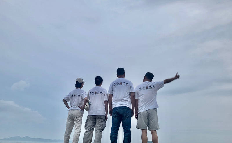 BECANVAS 18s Short-Sleeve T-Shirt Purchased 100(L) 제작 후기 Thanks to the manager's insight and kindness, we had a fun family trip that suited our family! I'm a little late with the review because I'm writing it after I got backㅠㅠ- 마플 리얼 후기