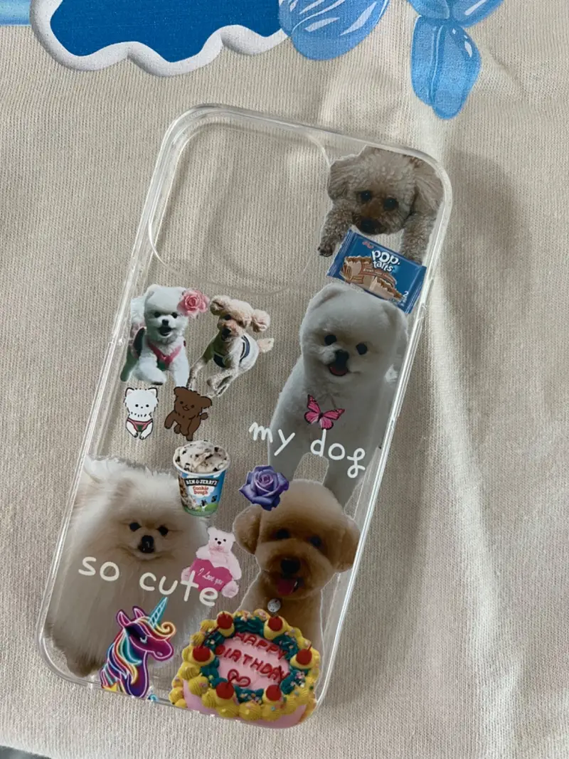아이폰 13 PRO 젤리케이스 (투명) 아이폰 13 PRO 구매 제작 후기 우연히 폰케이스 제작하는걸 알아서 커스텀 했는데 하나뿐인 우리강아지 케이스 만들수잇어 넘 좋네요 화면이랑 다소 어둡긴 하지만 만족합니다!- 마플 리얼 후기