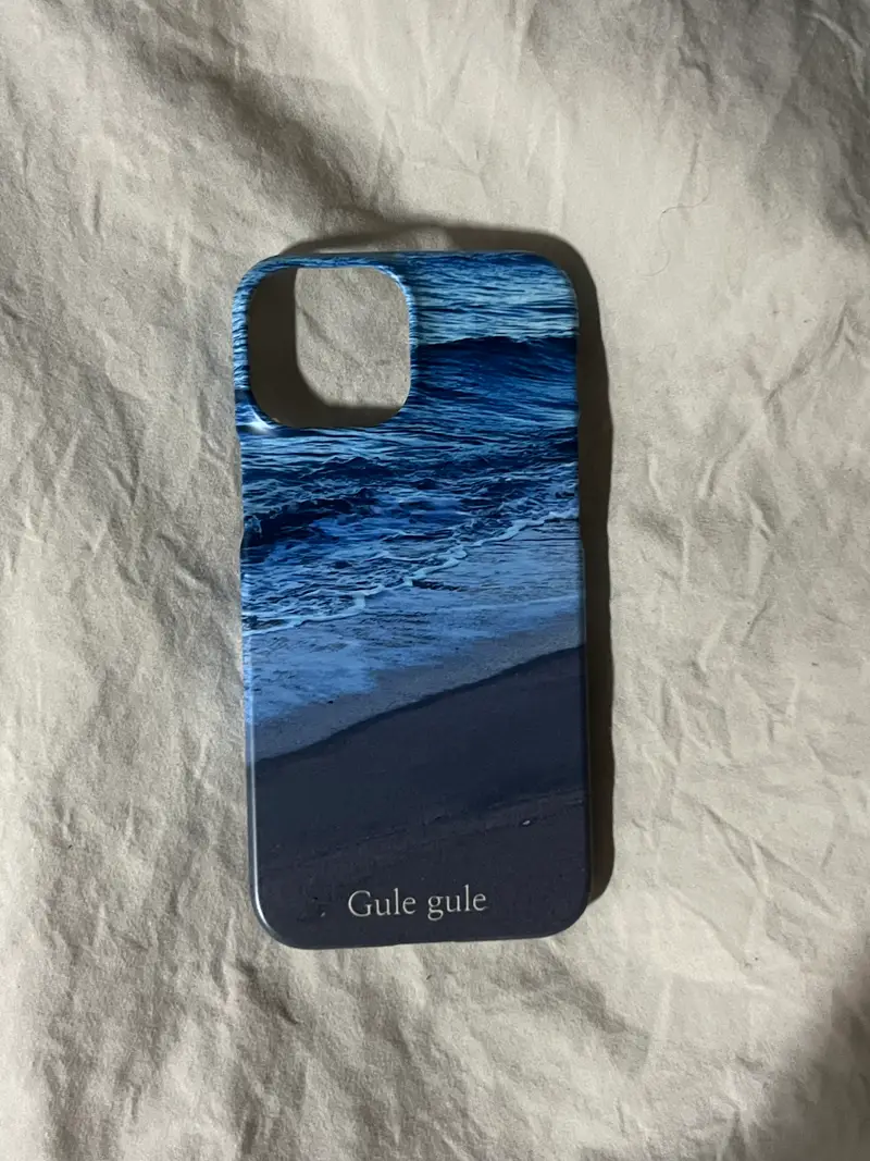 iPhone 13 mini ハードケース (光沢なし) iPhone 13 mini 購入 제작 후기 夏が近づいてみると涼しい雰囲気に変えたくて撮った写真で制作しました！ケース制作は何度もやっていましたが、今回の色味がよく出ていいですね！- 마플 리얼 후기