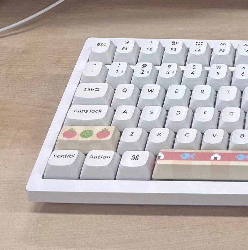 Custom Full color Key Cap (Left Shift) Purchased 1.7 x 0.7 x 0.4 in 제작 후기 I customized 3 special keycaps to give a point to the white keyboard! I customized the shift, spacebar, and enter keycaps, and every single one of them got a perfect 100 points💯✨ It feels so good to receive the result that is even prettier than I had imagined in terms of color and design🧚🏻‍♀️ It says that the printing error is less than 1mm, so the quality is really great💚 It is customized even to the bottom with full color printing, so it is very pretty when viewed from the side, top, and bottom~🎵 The design I made myself is nice, but 1️⃣ I think it would be nice to customize the point keycaps with your favorite animation or character, 2️⃣ I think it would be nice to fully customize the entire keyboard by putting your favorite color on it, and 3️⃣ It would be nice to work on connecting the pictures when fully customizing the keyboard! 4️⃣ I think it would be nice if brands or companies made it with a sense as an employee welcome kit or gift. 💫 Since I like keyboards, I have more than 10 keyboards, and I always bought customized keyboards or keycaps separately, but when I customize them myself, I feel more attached to them, and it is especially meaningful to see the keyboard I use every day decorated nicely. ㅎㅎ I definitely recommend Maple's custom keycaps! I highly recommend them. * Reviews written by employees after actually using them.- 마플 리얼 후기