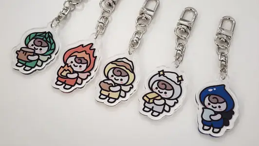 Custom Acrylic Key Ring (Clear) Purchased 12.60 x 18.90 inch 제작 후기 I love that I can make small batches one by one :) 
I made five and they all came out so cute😍 
The print quality is also the best! - 마플 리얼 후기 