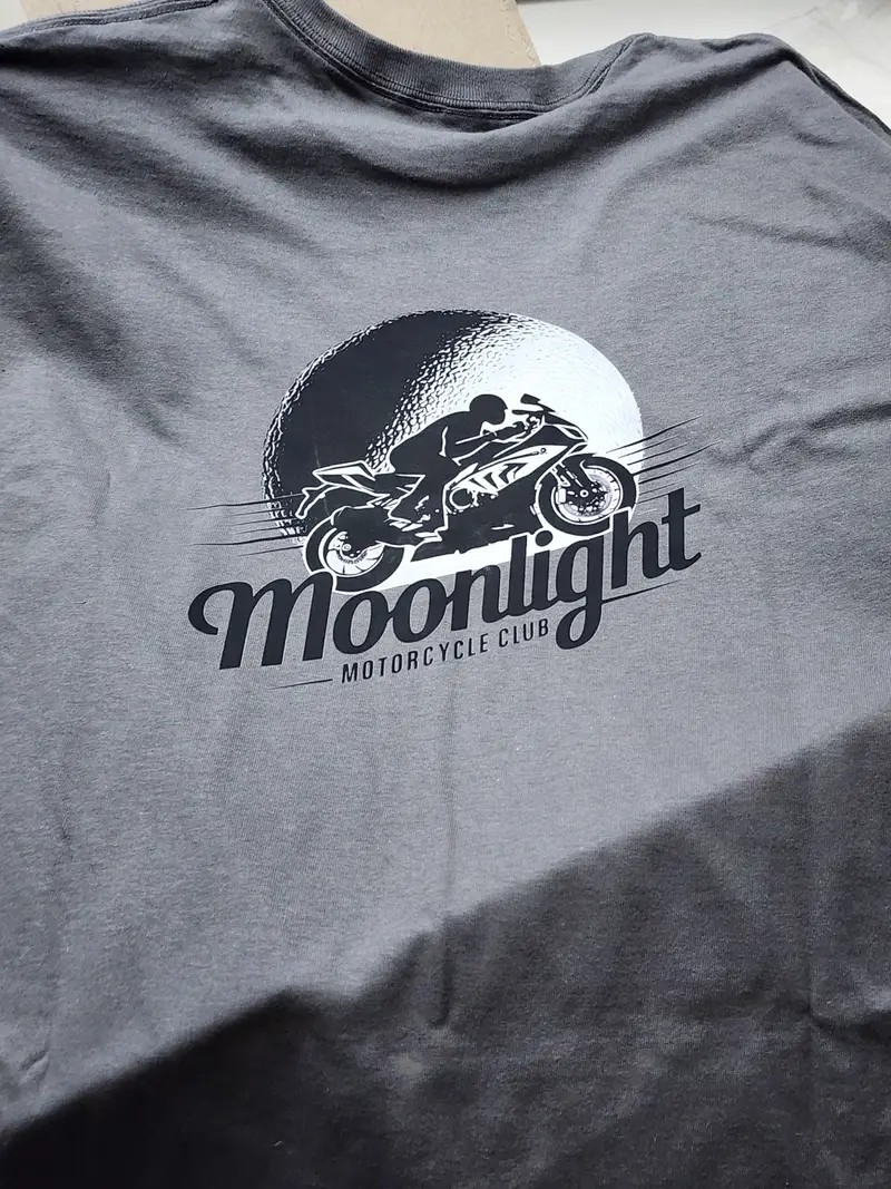 길단 2000 오리지널 티셔츠 L / 2XL 구매 제작 후기 재질도 좋고 중간에 디자이너님께 연락와서 설명과 보정도 해주셔서 너무 좋았습니다! 다음에 인원 늘어나면 추가 추문하겠습니다! 

* 참고: 173cm 76kg 기준 L- 마플 리얼 후기