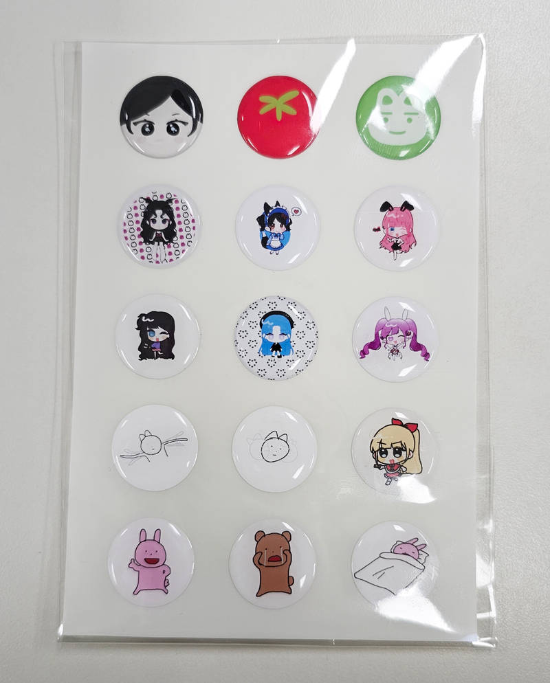 Round Epoxy Sticker Purchased 0.8 x 0.8 inch 제작 후기 This was my first time making stickers with my own drawings, and I was so satisfied with the results as soon as I received them because they were so pretty!! The colors came out just as pretty as they looked on the monitor, and even the small details were printed very clearly, making the drawing look much more alive!! The sticker material is good and neat, and the adhesive is good when I stick it on, so it feels so good when I peel it off or stick it on. I put them here and there on my diary or on the wall in my room as postcards and as accents, and they all go well together, so I'm so happy 🥰 My drawings have become such cute goods, so I feel like they've become a truly precious, one-of-a-kind item in the world! The packaging was meticulous and neat, so I was able to unbox them in a good mood, and my overall satisfaction is 100 points! I'm really grateful, and thanks to you, I had an unforgettable first goods experience. Thank you!! * This is a review written by an employee after actual use.- 마플 리얼 후기