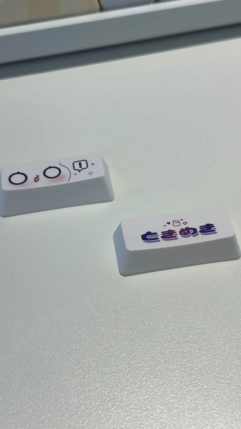 Custom Full color Key Cap (Enter) Purchased 1.7 x 0.7 x 0.4 in 제작 후기 I'm so satisfied with the print quality, and I want to customize the other keycaps too~~~ Especially, the color is exactly as I thought.. Marpple is the best!! I'm already excited to hit the keycaps 
*This is a review written by an employee after actual use.- 마플 리얼 후기