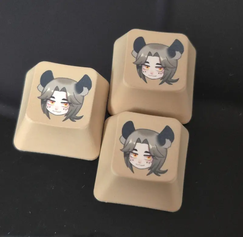 Custom Full color Key Cap (R1) Purchased 0.7 x 0.7 x 0.4 inch 제작 후기 I made it into R1 to plug into the arrow key. It's sharp and so cute.- 마플 리얼 후기