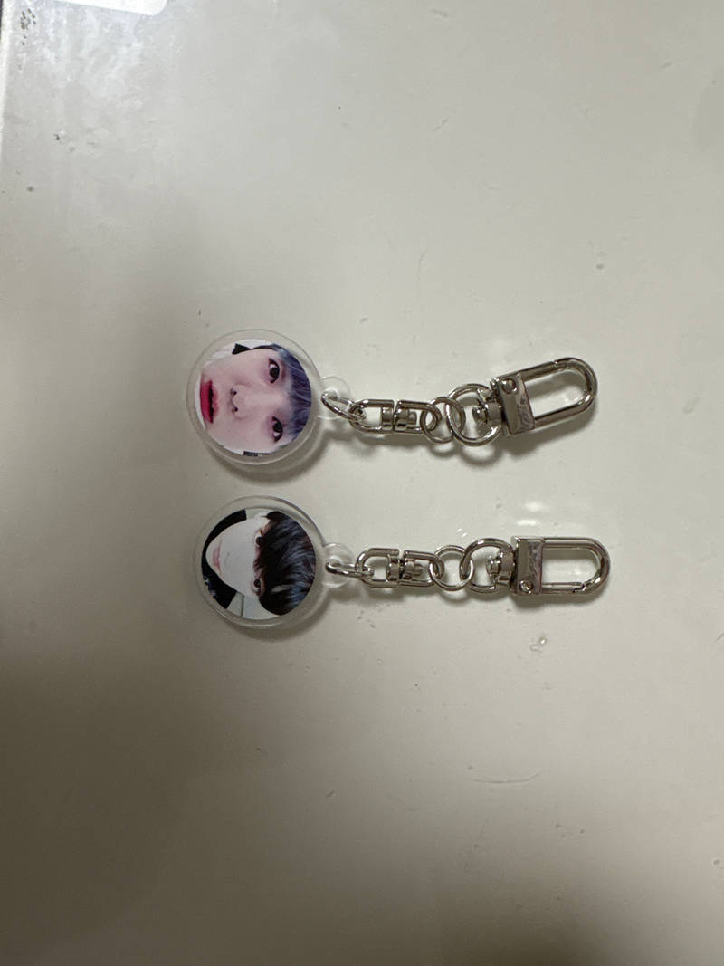 Custom Acrylic Key Ring (Clear) Purchased 10.63 x 12.99 inch 제작 후기 Inexplicable cuteness ㅠㅠㅠㅠ Awesome- 마플 리얼 후기