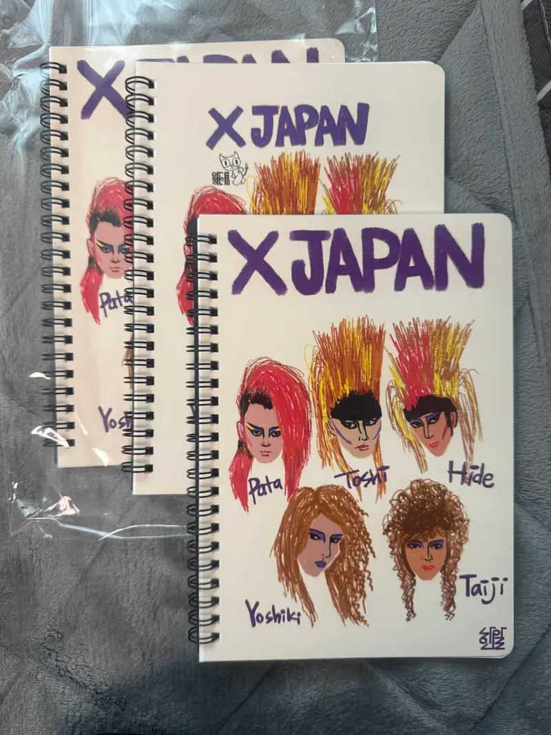 A5スプリングノート 148 x 210 mm 購入 제작 후기 デジタル描画レッスンで先生がプレゼントとしてそれぞれの絵をマープルからノートにプレゼントしてくれましたが、とてもきれいで私が別に再度注文しました〜- 마플 리얼 후기