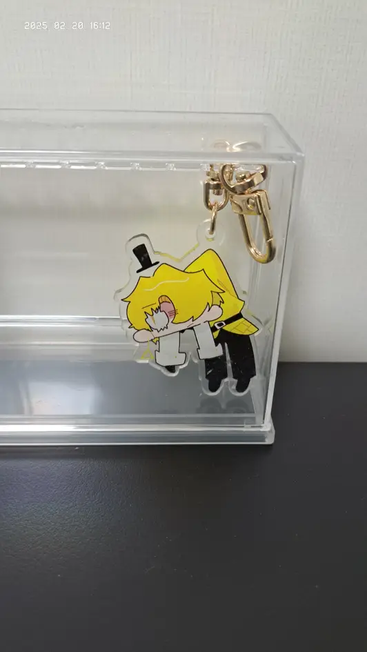 Custom Acrylic Key Ring (Clear) Purchased 19.29 x 24.02 inch 제작 후기 I was worried that the color would come out dark, but I was satisfied because it came out just as pretty as the original! - 마플 리얼 후기 