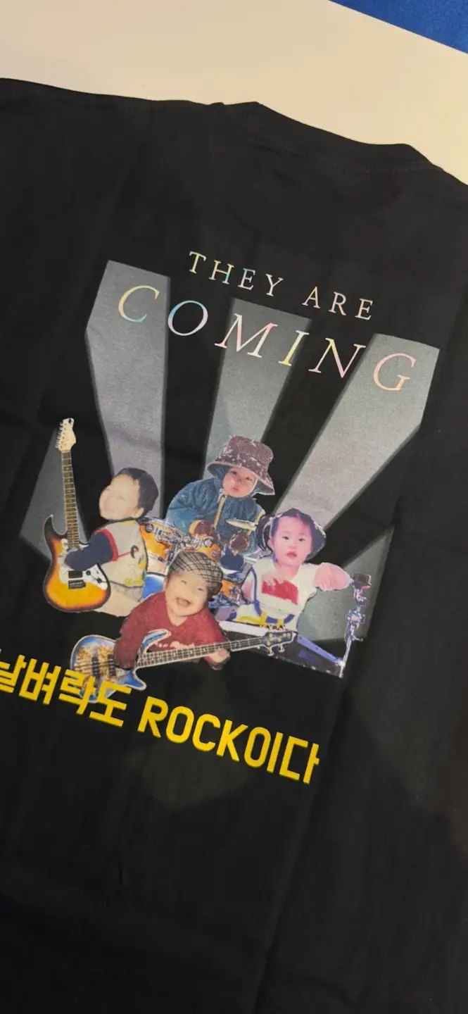 Printstar オーバーフィットTシャツ M / XL 購入 제작 후기 相談 丁寧でフレンドリーで印刷すっきりとTシャツ材質もちゃんちゃんで配送も一週間？着こなしもきれいでサイズは男性の方サイズと考えて女性の方は決めて頂ければと思います！実際に見るともっと可愛いです！- 마플 리얼 후기