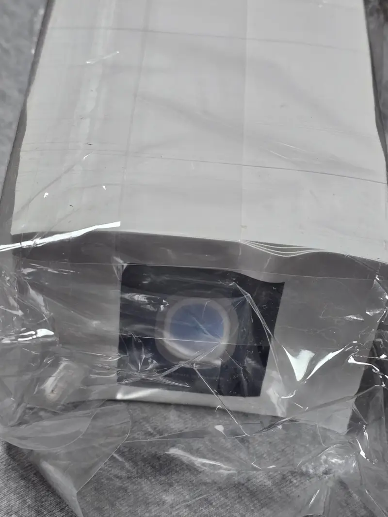 사각 강접 싱글 스티커 90 x 70 mm 구매 제작 후기 먼저 상품을 저렇게 주문하고 재차 확인하지 않는 제 탓이 가장 큽니다. 
누가 뭐래도 제 잘못 맞습니다.
하지만......... 저렇게 반공간을 놔두고 작게 주문하는 이상한 상황이라면, 연락이라도 한번 주셨으면 어땠을까... 생각해봅니다.
500장 그냥 버리게 되었네요..
다음부턴 저렇게 이상하게 주문이 들어오면 한번이라도 의심을 가지고 연락을 해주셨으면 참 좋았을 것 같습니다.
다른데는 늘 연락이 오거든요.. 이 부분이 이상한 것 같은데.. 다시 업로드해라 다시 보내라.. 하면서요..

쓰레기통으로 받자마자 버립니다..- 마플 리얼 후기