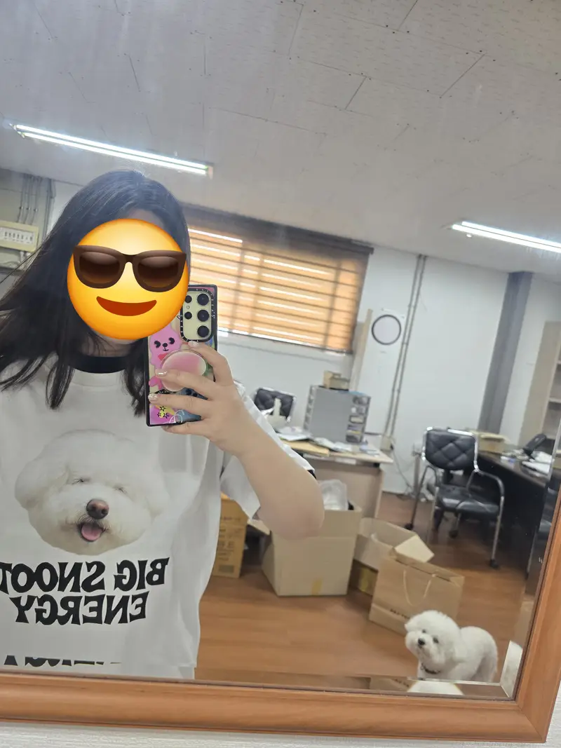 BECANVAS 18番手半袖Tシャツ 95(M) / 100(L) 購入 제작 후기 犬と一緒に写真を撮るのはもっとかわいいと思います。

思ったよりサイズがとても大きいので、ラージより大きいと思います。

とにかくTシャツの質はとても良いです、印刷も- 마플 리얼 후기