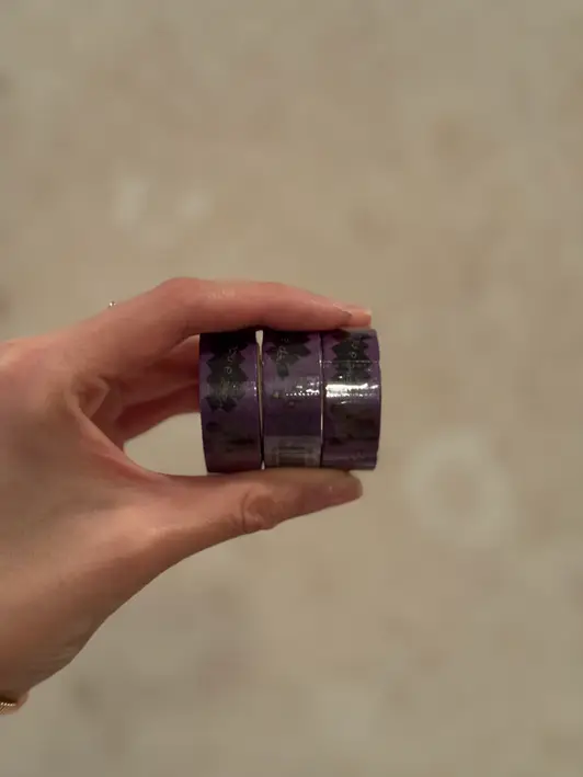 マスキングテープ (15mm) 15mm 購入 제작 후기 マスキングテープのクオリティは本当に好きです👍友達の手紙を書いたりプレゼントするときによく使用しています。 - 마플 리얼 후기 