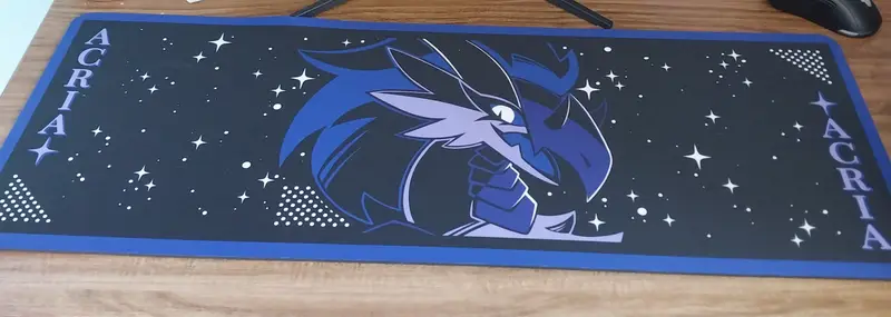 ゲーム用キーボードマット 78 x 30 cm 購入 제작 후기 うわー…本当に気に入っています 絵も鮮やかで色味もまともに出てきて、今後カスタムの長パッドを作るとき愛用しそうです！- 마플 리얼 후기