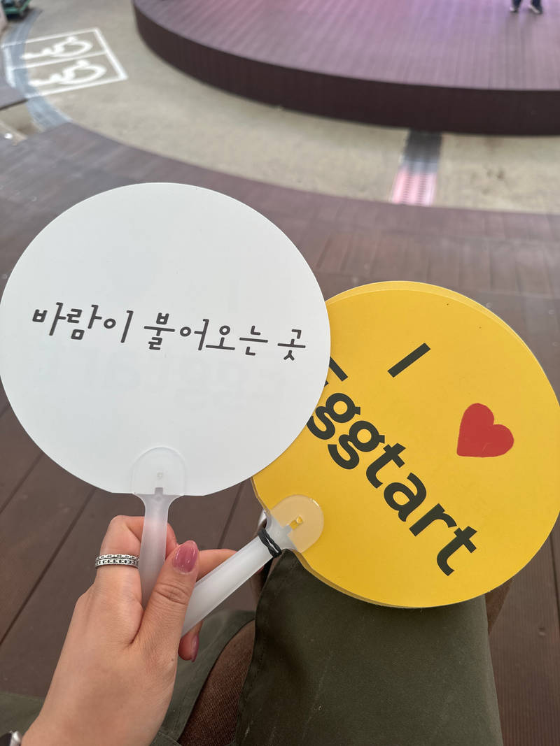 Round Handle PP Fan Purchased 7.5 x 7.5 in 제작 후기 I was worried because there were so many, but they turned out really pretty.- 마플 리얼 후기