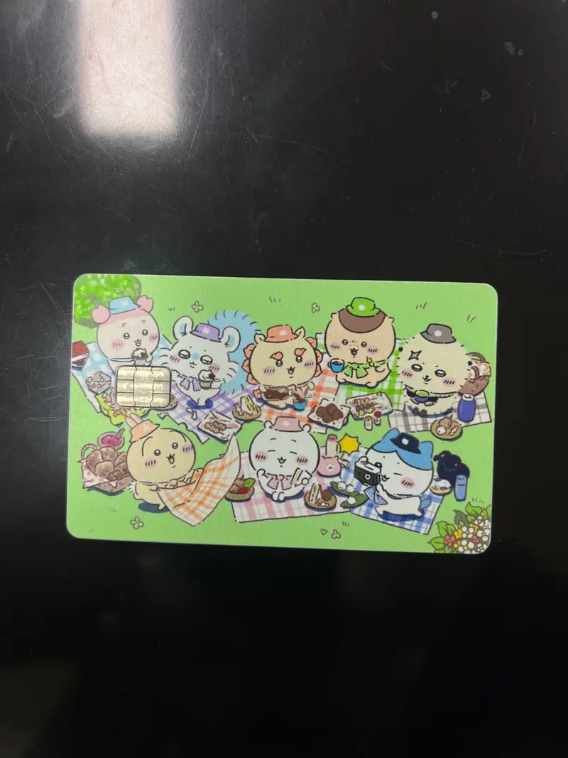Bank Card Stickers S Chip (1+1) Purchased 2.5 x 3.7 inch 제작 후기 I drew it myself and I really love it. The picture quality is good and the colors are so pretty. The consultant was also kind, so it was a great experience.- 마플 리얼 후기