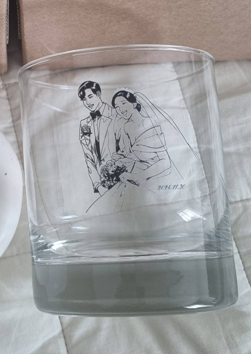  Purchased  제작 후기 I really liked that they took care of the files I gave them one by one, pointed out the errors in detail as if they were their own, and guided me to print them well. 
The items were sturdy, the packaging was reassuring, and the quality was really high and good. 
I definitely want to use them again next time I order printed materials. ㅎㅎ- 마플 리얼 후기