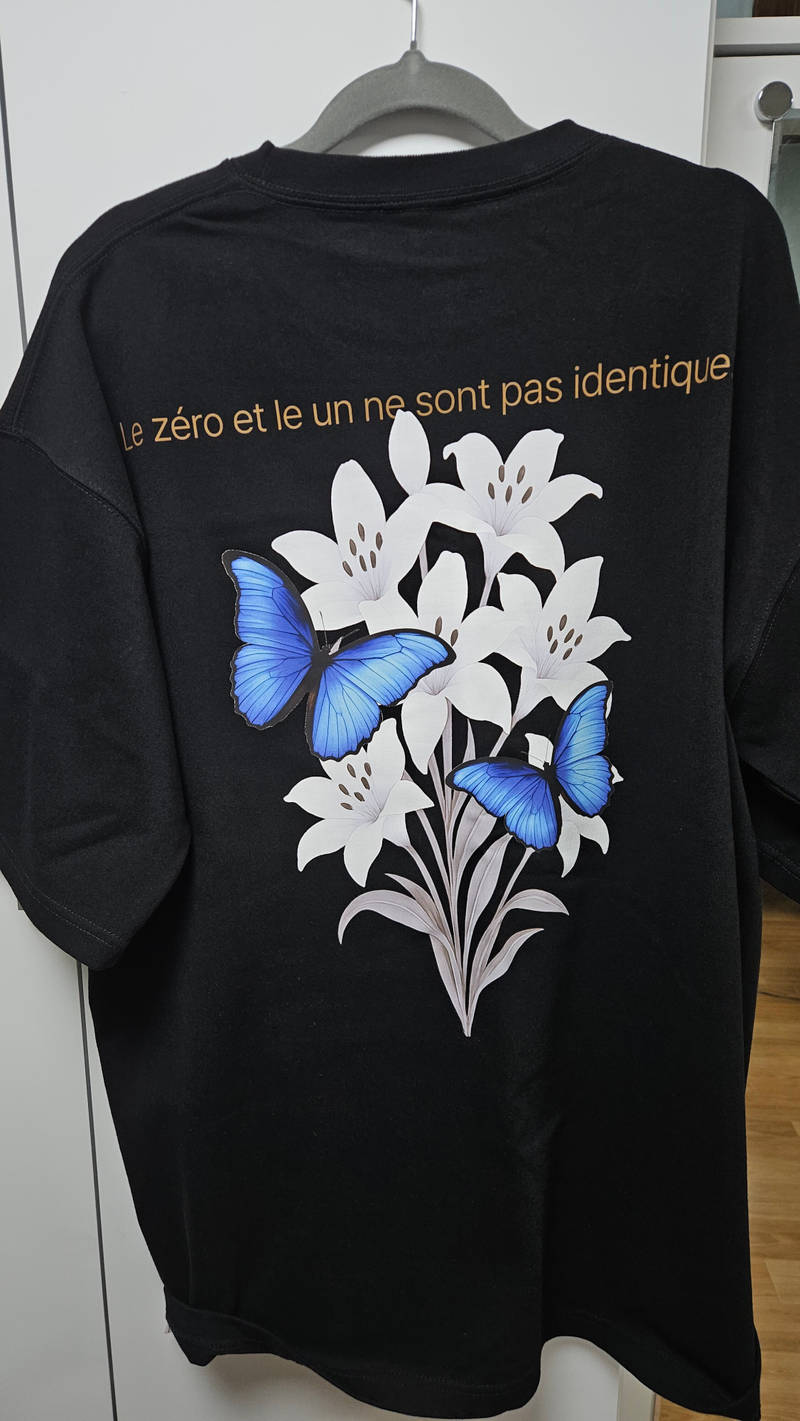4411-01 Heavyweight Oversized T-Shirt Purchased XL 제작 후기 The printing quality is as good as I thought. It's expensive, but... I'm still satisfied. The material is solid, so the angles are good. It's a bit hot, though, lol.- 마플 리얼 후기