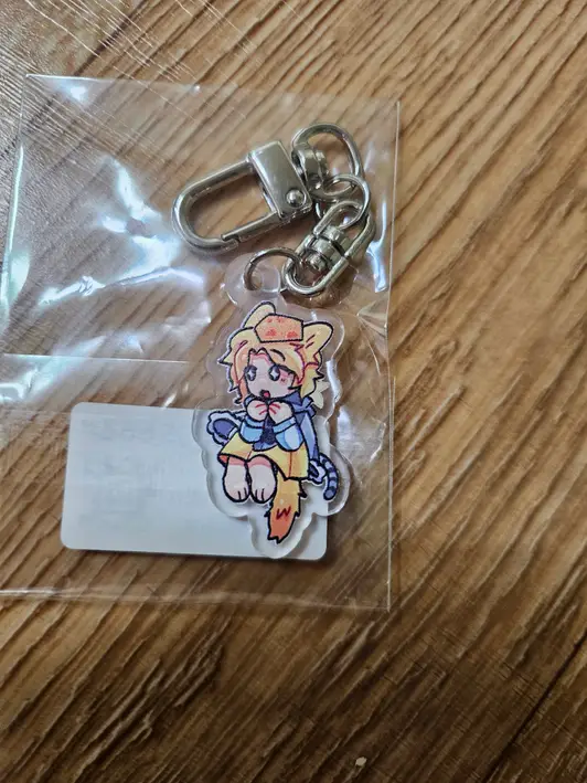 Custom Acrylic Key Ring (Clear) Purchased 10.63 x 18.11 inch 제작 후기 I was surprised because it was much prettier than I expected >_< - 마플 리얼 후기 