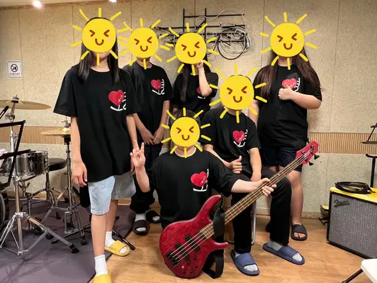Printstar Premium Cotton Adult T-shirt Purchased M / L 제작 후기 The kids loved it so much because you made it so pretty. Thank you for helping us dress them up so they could perform.^^ - 마플 리얼 후기 