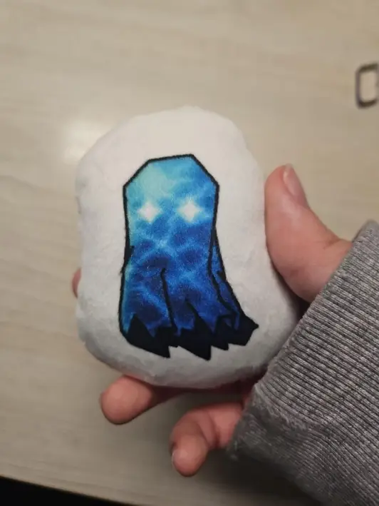 Custom Plush Doll Keyring Purchased 76 x 96 mm 제작 후기 It turned out much better than expected, and I am satisfied because the margins match the design photo exactly. Please note that the surface is a bit crumbly. - 마플 리얼 후기 