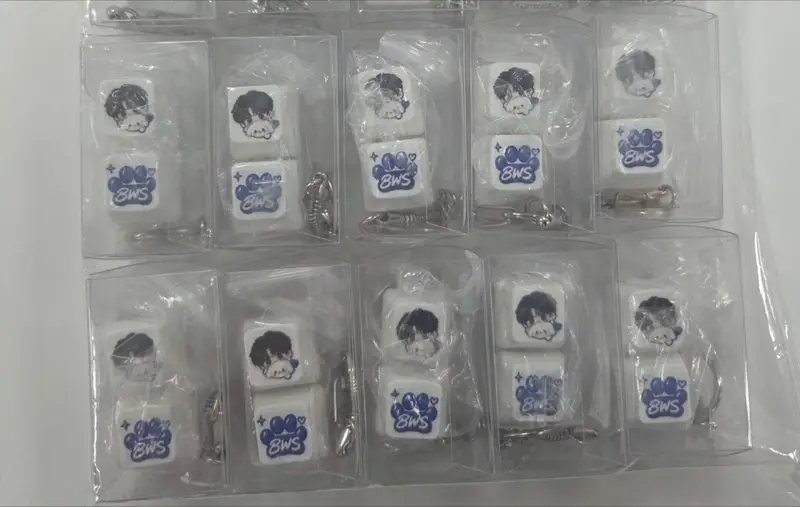 Custom Full-Color 2-Key Keycap Keyring Purchased 0.7 x 1.7 x 1.2 inch 제작 후기 Just looking at it makes me so happy.- 마플 리얼 후기