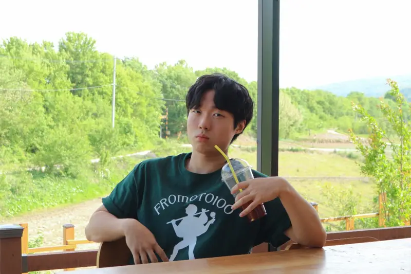 챔피온 6.1 스트릿 티셔츠 L(105~110) 구매 제작 후기 역시 프린팅 깔끔하게 잘 나옵니다~ 직접 디자인한 프린팅을 완벽히 구현해주셔서 좋아요- 마플 리얼 후기